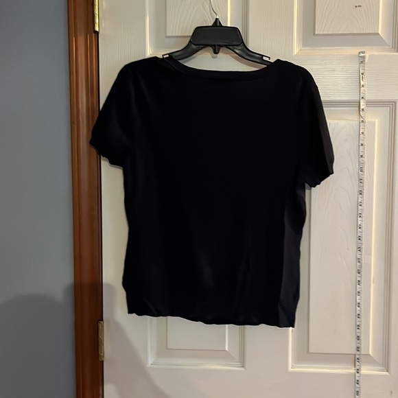AnnTaylor loft-size M-navy,white bead trim, scoop neck, short sleeve, snap front - Picture 2 of 10